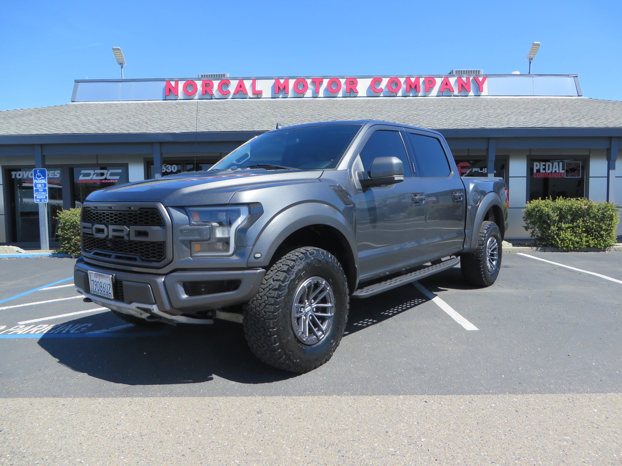 photo of 2019 Ford F-150 Raptor SuperCrew 4WD